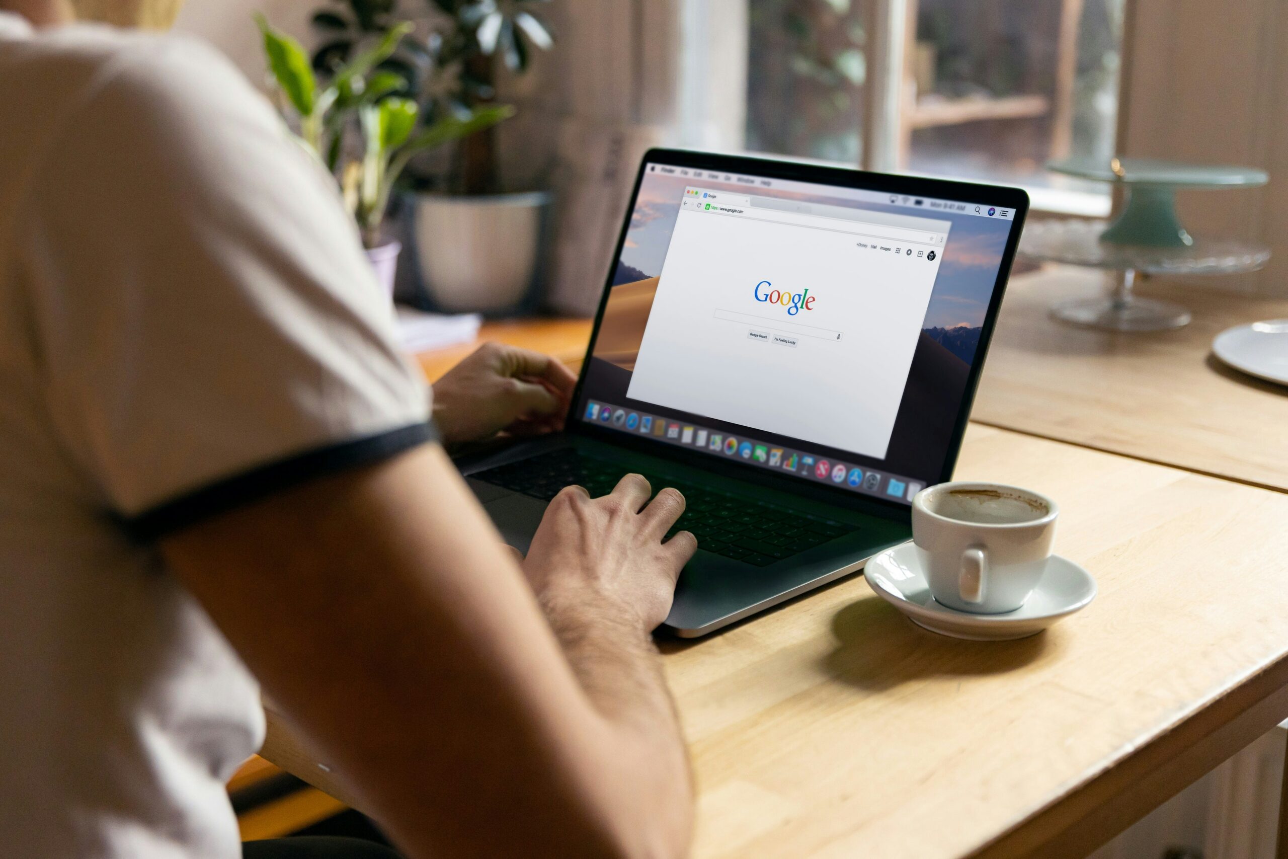 Featured image for “3 search changes every publisher should be paying attention to right now”